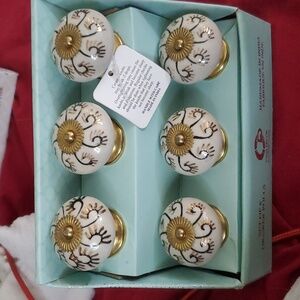 Set of 6 Drawer Pulls